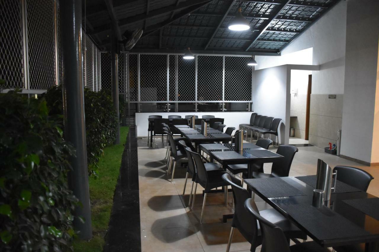 Heritage Inn マイソール エクステリア 写真
