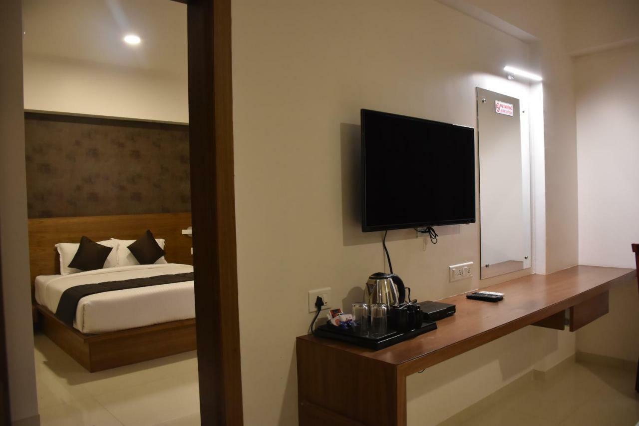 Heritage Inn マイソール エクステリア 写真